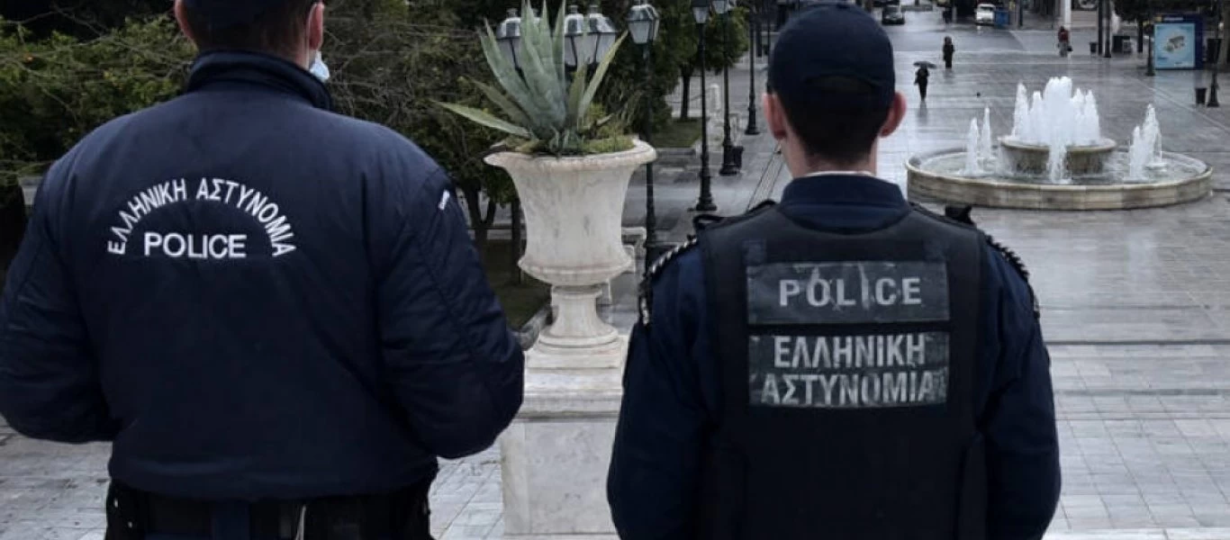 Αναλγησία: Δυνάμεις ασφαλείας έκοψαν πρόστιμο 5.000‎ € σε βιοπαλαιστή επειδή έψηνε σουβλάκια για να ζήσει!